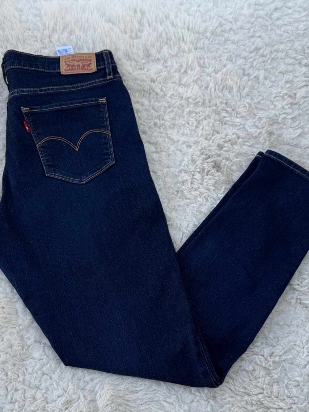 Levi's 311 Shaping Skinny women’s  Jeans